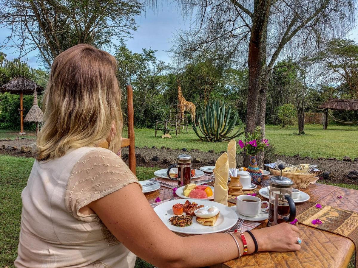 Mbweha Camp Lake Nakuru Elmenteita Bagian luar foto