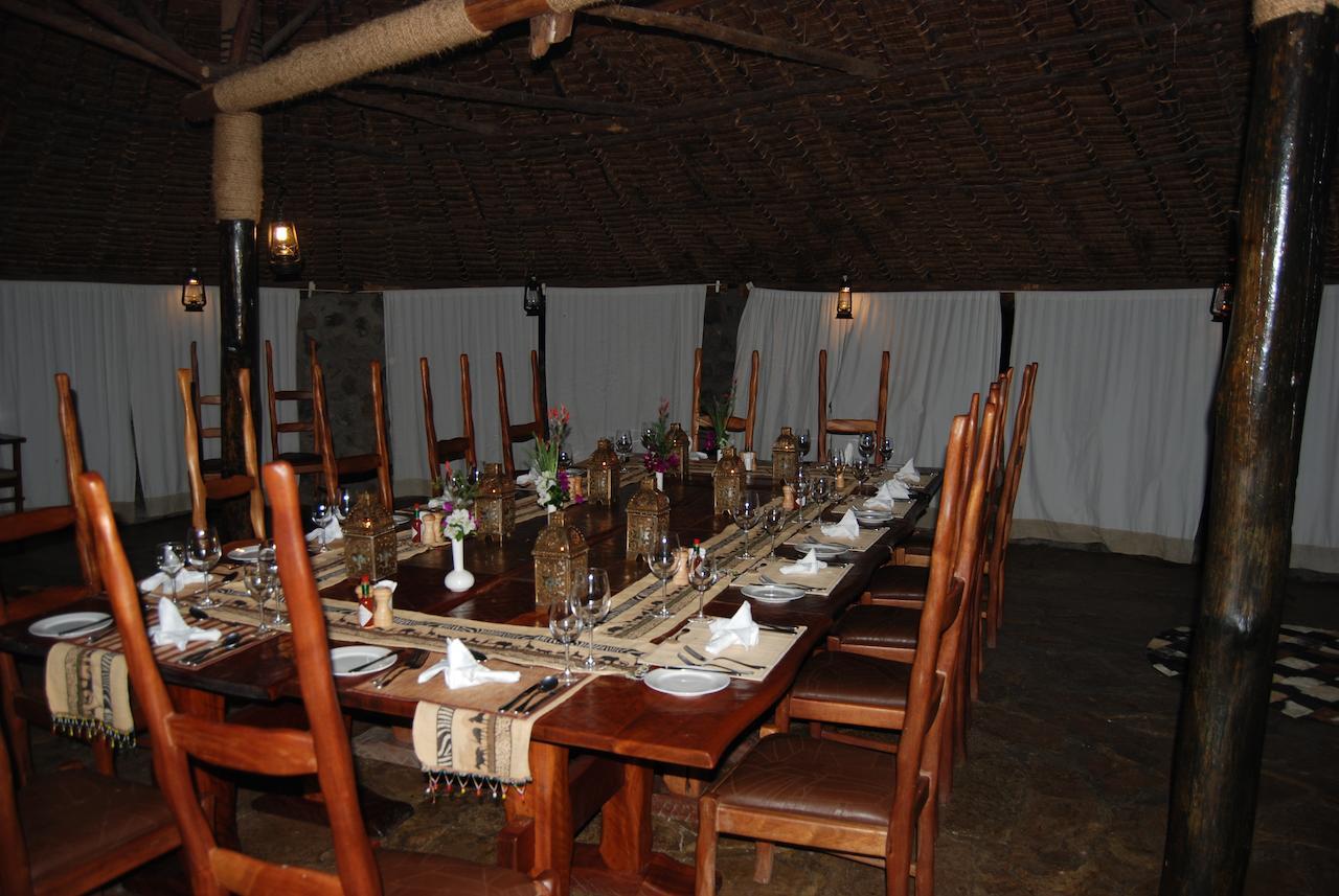 Mbweha Camp Lake Nakuru Elmenteita Bagian luar foto