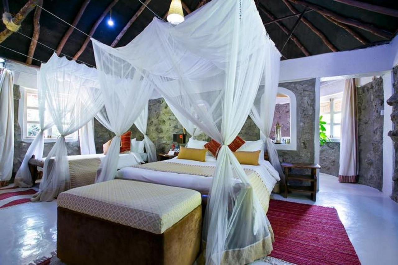 Mbweha Camp Lake Nakuru Elmenteita Bagian luar foto