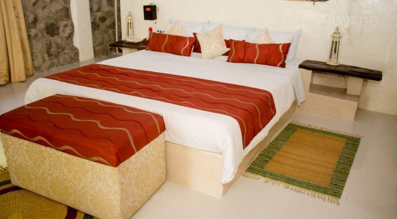 Mbweha Camp Lake Nakuru Elmenteita Bagian luar foto