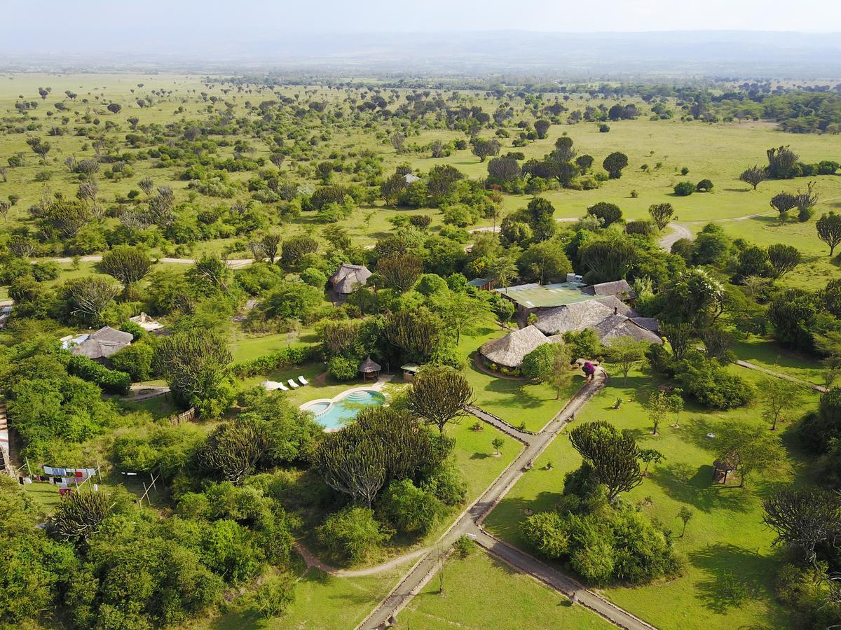 Mbweha Camp Lake Nakuru Elmenteita Bagian luar foto